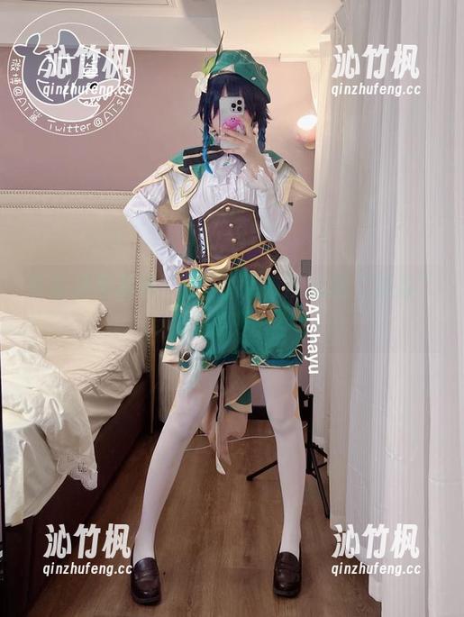 AT鲨 吊带裙写真集:AT鲨又来帮大家“贡献”美图了!