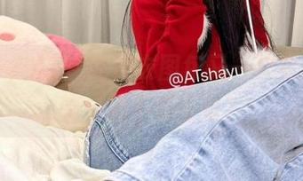 别走开，AT鲨的皮衣图包又一次更新了，嗯…值不值得看？