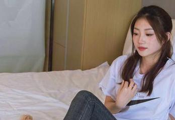 BoBoSocks袜啵啵 - 糯米登场！黑白美甲裸足让你捧腹的作品集