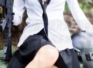 GIRLT果团网 - 高清图片大热，蜜桃Q妹儿和她的裤里丝一同谋划搞突袭！