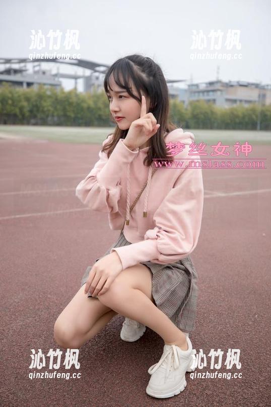 MSLASS梦丝女神 - 干涸的图库需要喜儿的长腿，下载一份清新气息！
