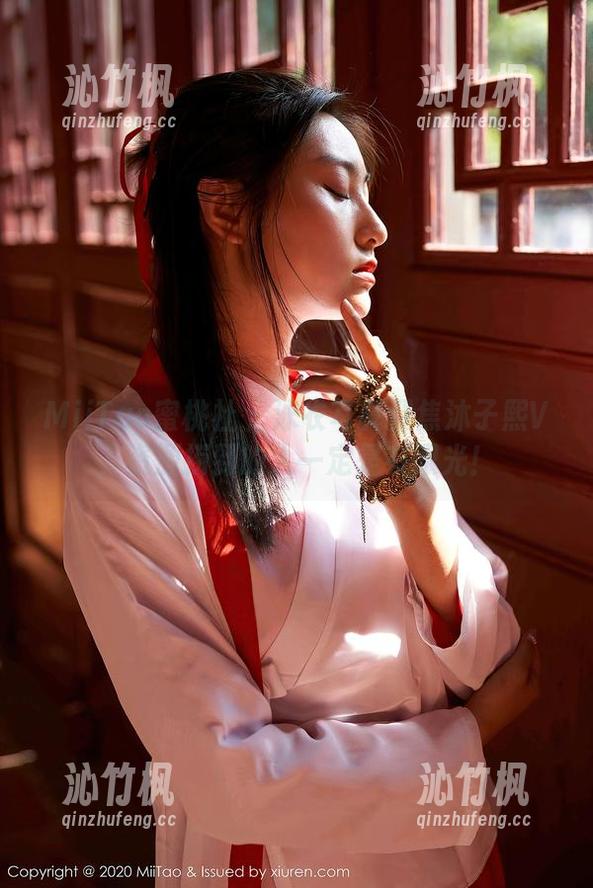 MiiTao蜜桃社-沐子熙V MiiTao蜜桃社 - 泳衣写真聚焦沐子熙V,资源捞到的人一定是有眼光!