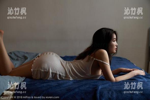 MiiTao蜜桃社-绯月樱-Cherry MiiTao蜜桃社 - 美足正当时,绯月樱-Cherry图集里的没有保留的‘资源’