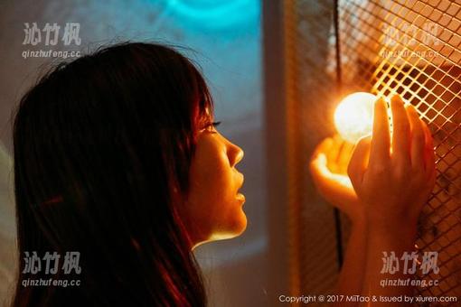 MiiTao蜜桃社 - 陆萱萱Cecilia穿的体操服，美图让人觉得，运动和美并不冲突。