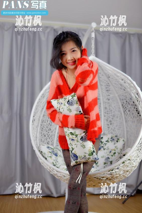 PANS写真 - 沁沁学妹的美图资源，来撩你！我半天没关嘴，是该请她吃饭吗？