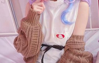 Sayo Momo的校园cos精选，学霸也能秀身材嘛！