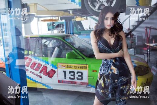TuiGirl推女郎-松果儿 TuiGirl推女郎 - 松果儿写真,棉袜仙子的神奇穿搭合集