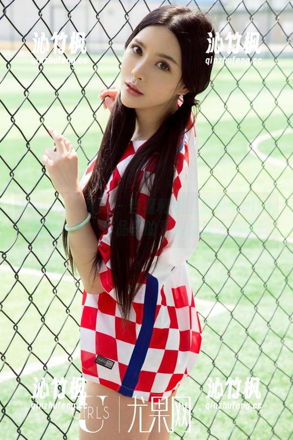 UGirls尤果网-夏倪可ella UGirls尤果网 - 当福利遇上夏倪可ella的厨娘风,作品里的温柔真让人心醉!