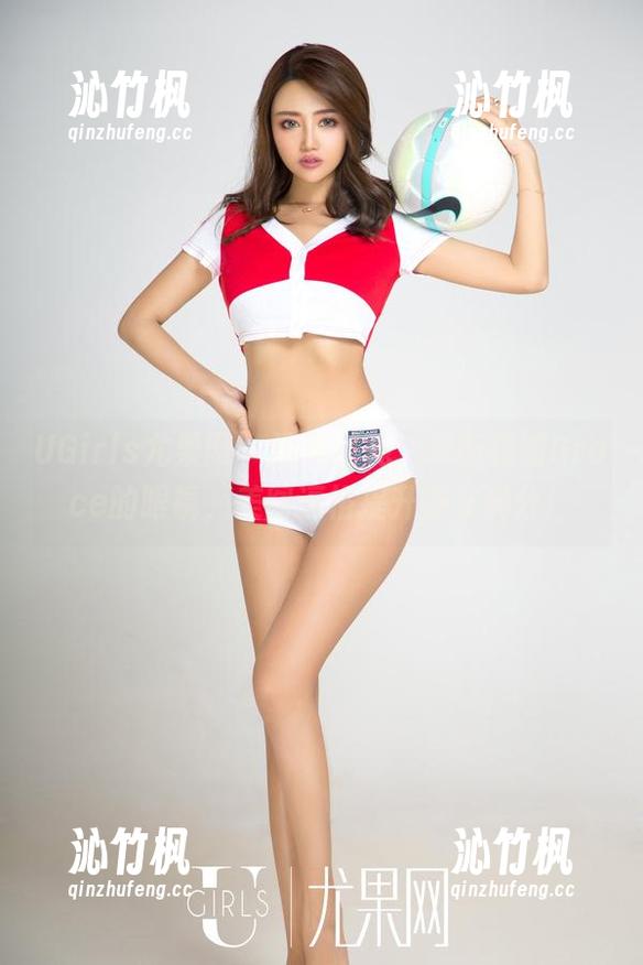 UGirls尤果网 - 没有圣光，只有郝晴Grace的眼镜，美图逼格提升范儿满分！