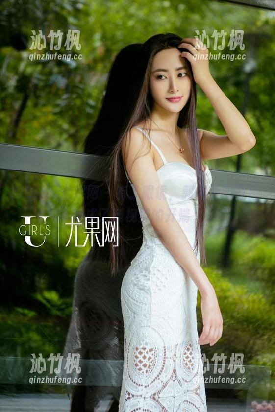UGirls尤果网-郭婉祈 UGirls尤果网 - 有了眼镜,郭婉祈的美图成了新视野的开端