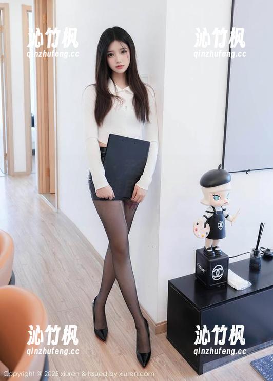 Xiuren秀人网-Cherry绯月樱 Xiuren秀人网 - 无圣光图集听起来很有意思,Cherry绯月樱的天台还真能去掉所有filters。