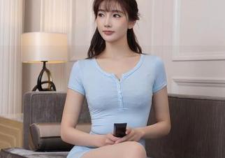 Xiuren秀人网 - 余贝拉bella的职业装写真集：正式场合的秀场大翻转！
