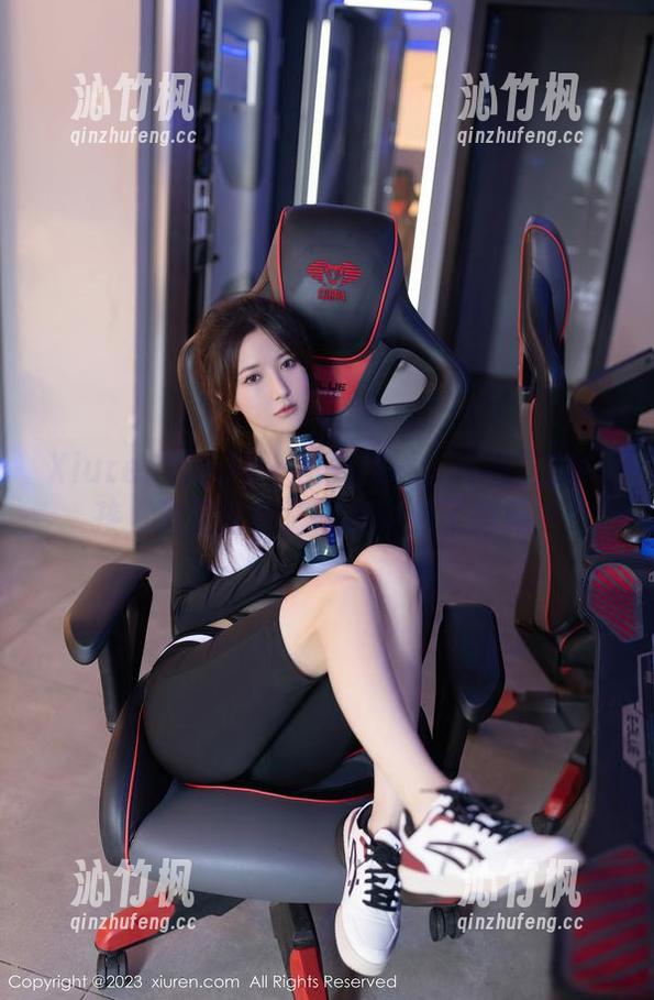 Xiuren秀人网-可可芝 Xiuren秀人网 - 图集探讨:可可芝的女孩,她是在高清喧哗中迷了路吗?