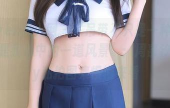Xiuren秀人网 - “吊带不只是一种穿着，还是我心中的一道风景”：周慕汐fairy私拍图集慢慢来看