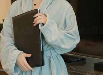 Xiuren秀人网 - 王婉悠Queen的运动服大典：一场小型图集盛会