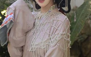 Xiuren秀人网 - 免费无敌！艾小青的女神图集，越翻越想多聊聊。