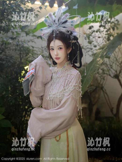 Xiuren秀人网-艾小青 Xiuren秀人网 - 免费无敌!艾小青的女神图集,越翻越想多聊聊。