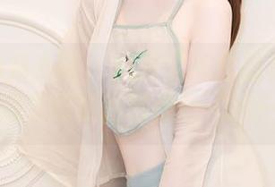 Xiuren秀人网 - 风景尤美作品集：内衣与资源交织的绝妙体验，聊一聊吧