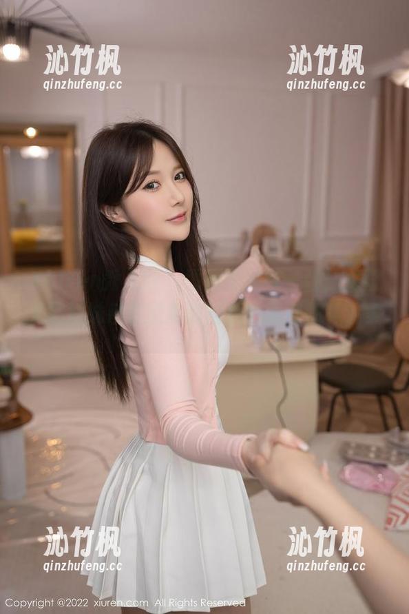 Xiuren秀人网-龙雪儿 Xiuren秀人网 - 图库里的每一张,龙雪儿的妹妹都在随意而自然地展现那种温柔。