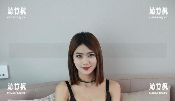 YouWu尤物馆 - 李宓儿的泳池美图，私房之余，还有些凌乱的美感。