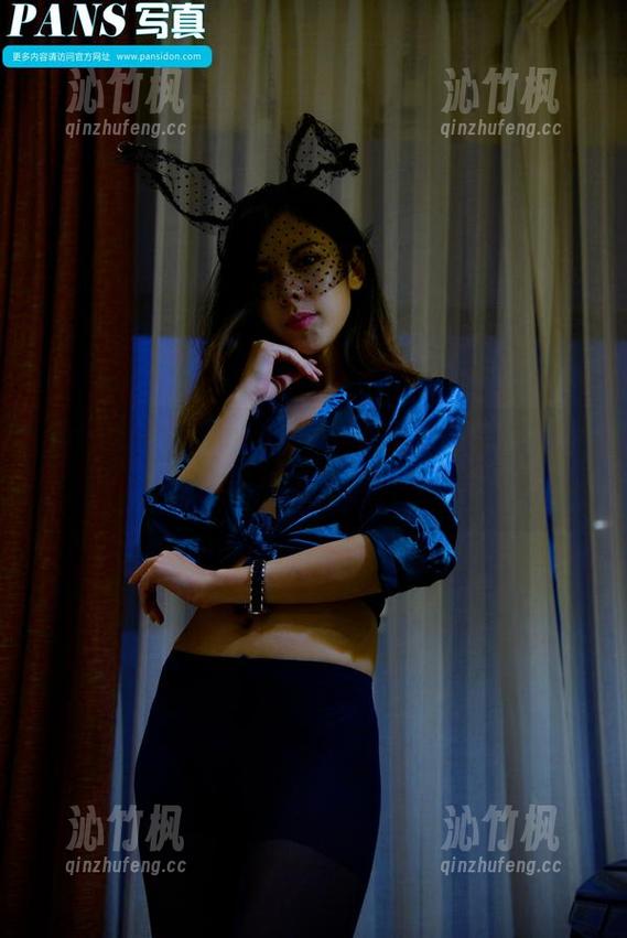 pans - 裸足思妍的写真：这一趟是足够的，还在想再来点什么呢？