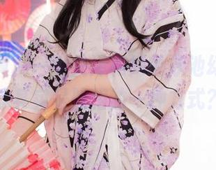免费写真：一小央泽和她的泳池幻觉，游泳其实是照相的一种方式？