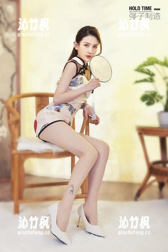 丽柜-小七 丽柜 - 丝柔呵护:小七的写真世界,高清到几乎要触摸了