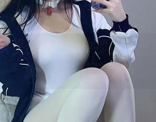 九言的JK少女，我心中的教室壁纸，干嘛那么多酸葡萄呢？