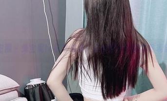 微密圈 - 兔宝妮to日常来袭！最新照片中的奇怪表情！