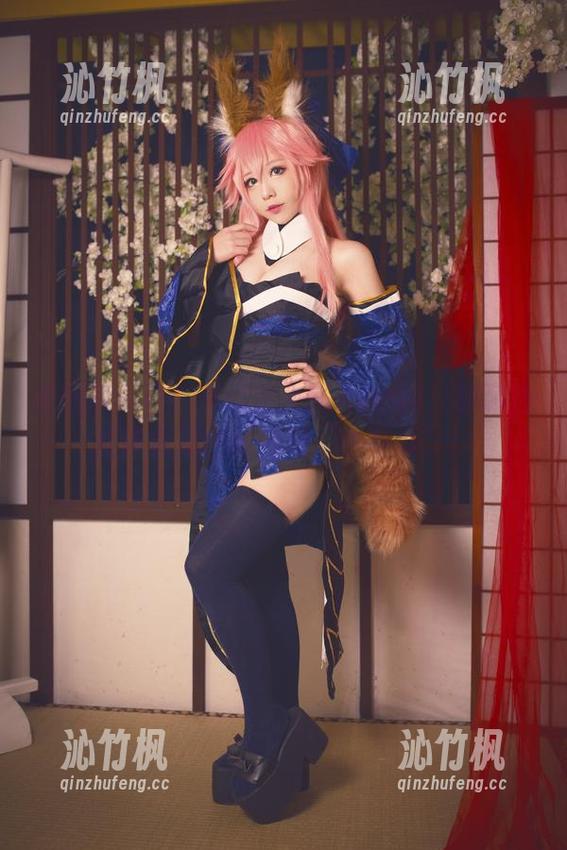 套图时间到！千寻大人的Asuna：时装秀或许更适合我这块“小可爱”！