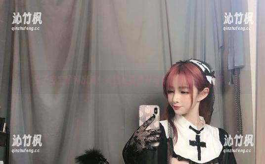 叉子宝宝顺利出道！美腿写真集开启你的美腿梦想之旅。