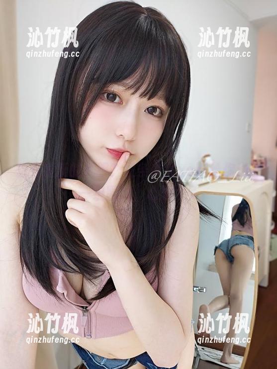 发条少女yoki 想看最新的礼服?发条少女yoki给你送上一组图片,心思太多
