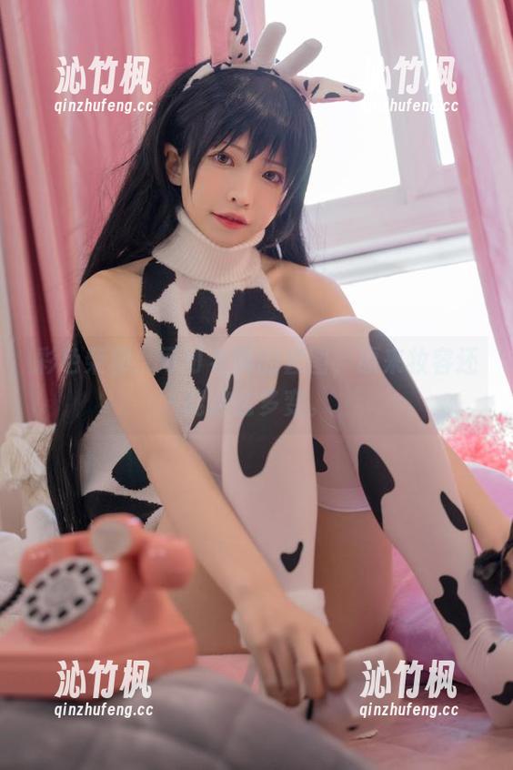 彩色柴郡：可可老师的套图，原来妆容还能这么多变。