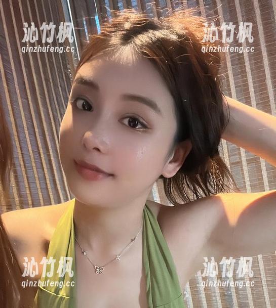 微密圈 - 在线追踪奶雯学姐，果然是美图中的绝佳代表！