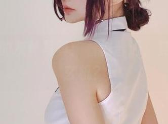 如月灰的灰丝写真：看似普通，其实暗藏玄机？