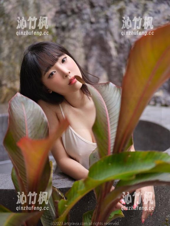 姜仁卿(강인경)与她的粉色私拍，这才是颜色的意义