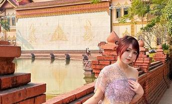围着宝儿mysterial的民宿，高清原图开启无尽想象，窥见那一瞬的冷静。