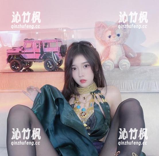 小小奶瓶儿 这组万圣节合集,保证让你对小小奶瓶儿的图片欲罢不能!
