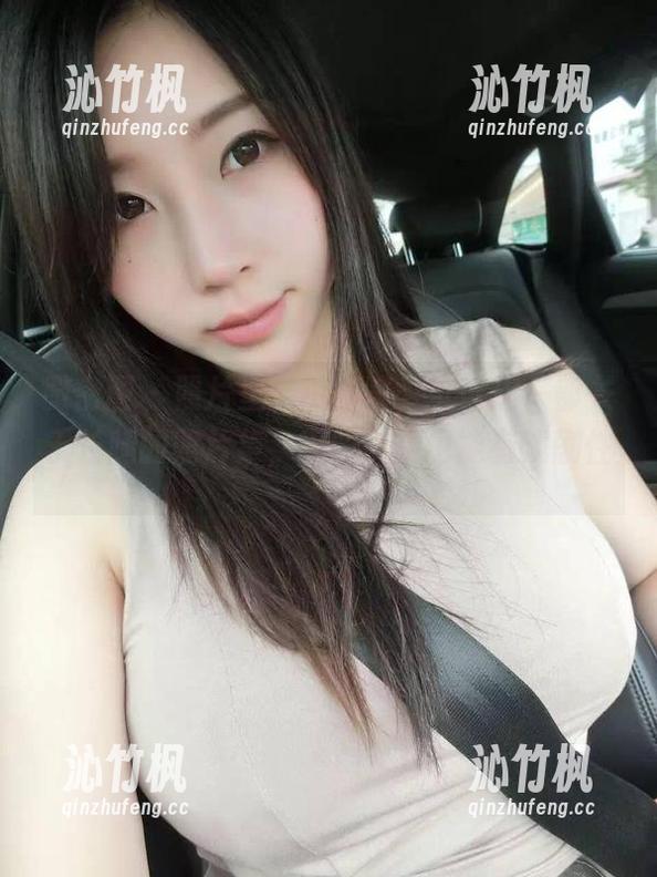 小芯酱 微密圈 - 照片里的小芯酱,可以出一部关于长腿的照片集,真的,腿也能有戏剧性。