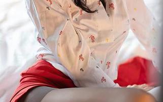 尤蜜荟 - 体操服与娜露的高清碰撞，莫名有种想上场加油的冲动。