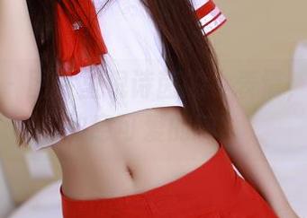 推女神 - 图片里倪诗茵的小表情，原图是故意可爱的嘛？