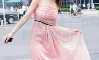 推女郎 - 在泳池边拍拍拍——Lina的写真原图不藏着哦！