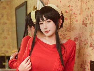 星澜想来杯珍珠奶茶的吊带作品，高频率勾引了我的目光，真心佩服!