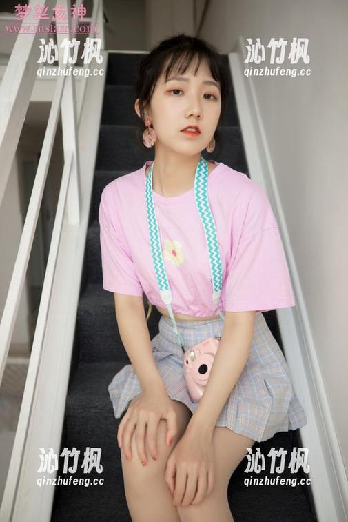 梦丝女神 - 私拍图集中的宁夏，日常里的小奇迹，总让我想停下来细品。