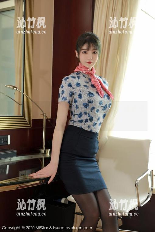 模范学院 - yoo优优的夏日图包，连小虫子都想来凑热闹的合集！