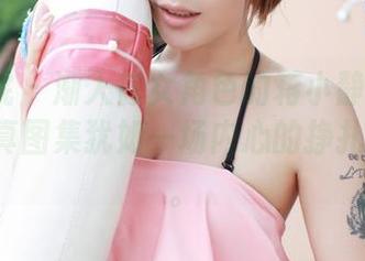 模范学院 - 渐入修女角色的蒋小静Jessica，写真图集犹如一场内心的挣扎与释放。