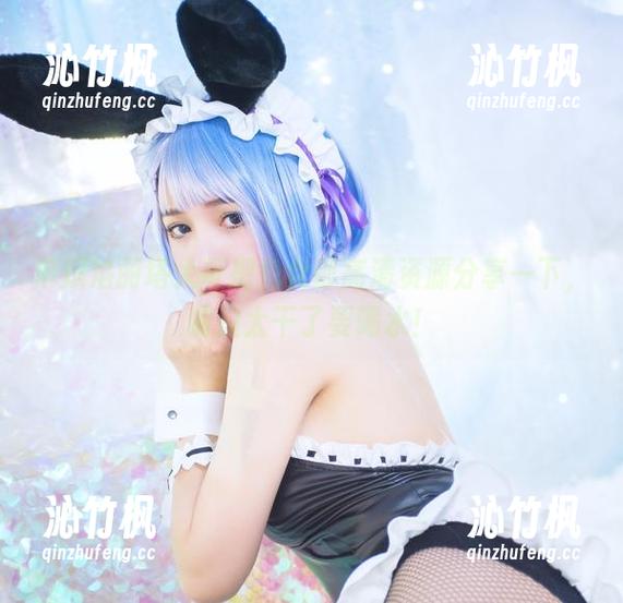 麻烦洛丽塔大哥把兔女郎高清资源分享一下，嘴里太干了要喝水！