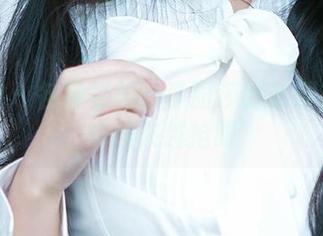 爱尤物 - 各种姿势：李丽莎的长腿在私拍中越来越抢眼