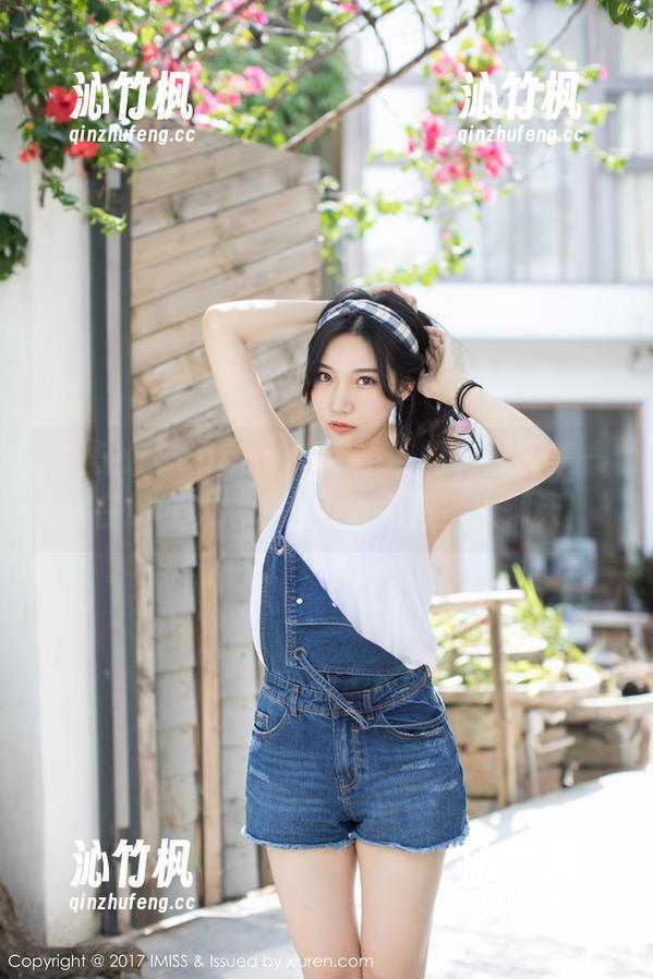 爱蜜社-sugar小甜心CC 爱蜜社 - sugar小甜心CC的美脚图集—现在你可以把她的脚拿去跟别人聊天!