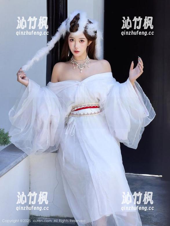 秀人网-卓君Jeanes 秀人网 - 一秒变身女仆?卓君Jeanes私拍数学题新解!